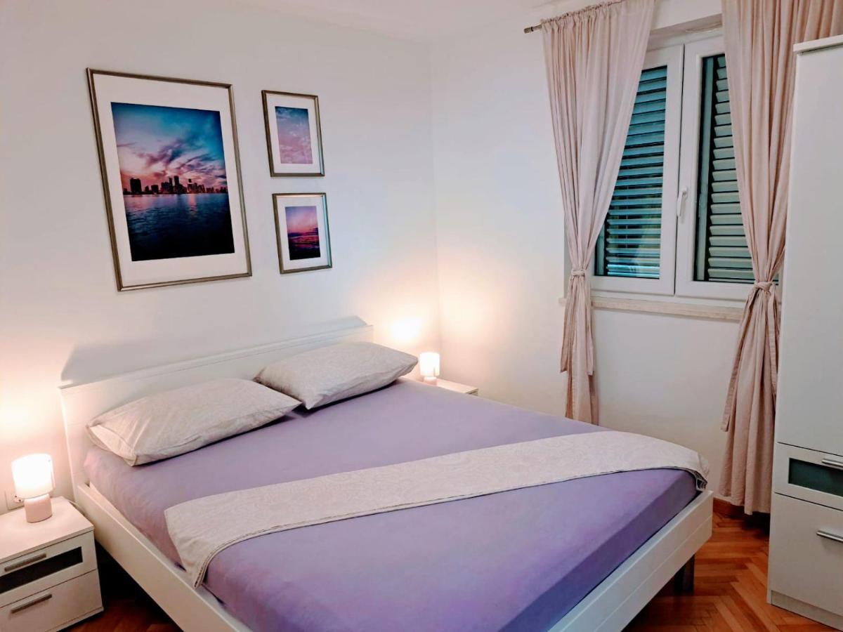 Apartman Nina Omis Bagian luar foto